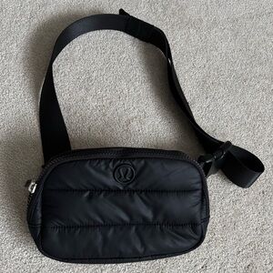 Lululemon Everywhere Belt Bag 1L Wunder Puff Black